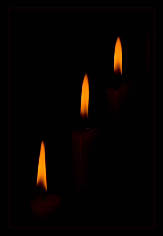 LLamas de tres velas